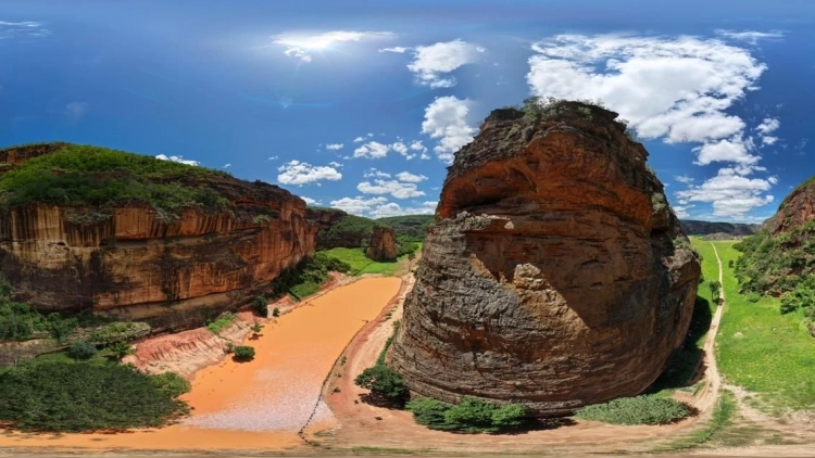 Parque Nacional Serra da Capivara, Serra das Confus&otilde;es & C&acirc;nions do Viana. Valor por Pessoa em Duplo